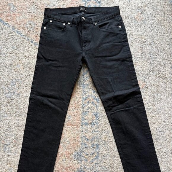 APC Black Petit Standard 31x28